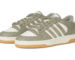 adidas Kids Turnaround Basketball Shoes (Big Kid)