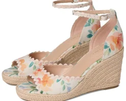 Bandolino Kendri Women's