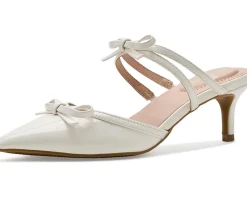 Bandolino Meggin Women's