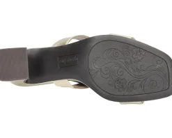 Easy Street Clovelle Women's