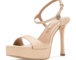 GUESS Hendora Women's