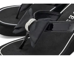 GUESS Stazie Women's