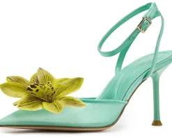 Jessica Simpson Vilyria 3D Floral Embellished High Heel Women's