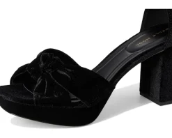 Pelle Moda Anesa 2 Sandals Women's