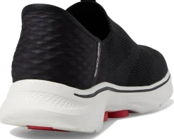 SKECHERS Performance Go Walk 7 - Easy On 2 Hands Free Slip-Ins Men's