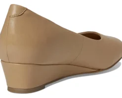 Trotters Denisse Women's
