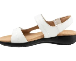 Trotters Romi Stitch Women's